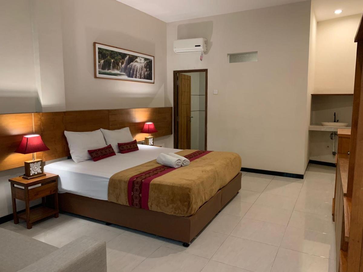 Kuta Suci Beach Hotel Exterior foto