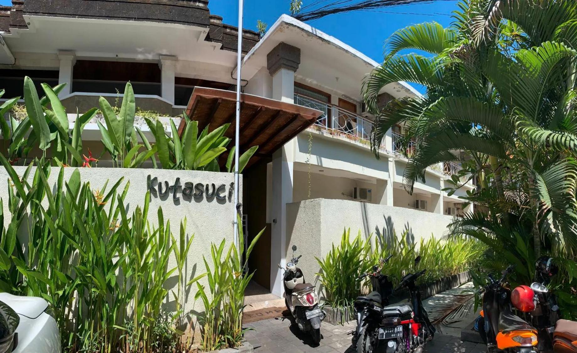 Kuta Suci Beach Hotel Exterior foto