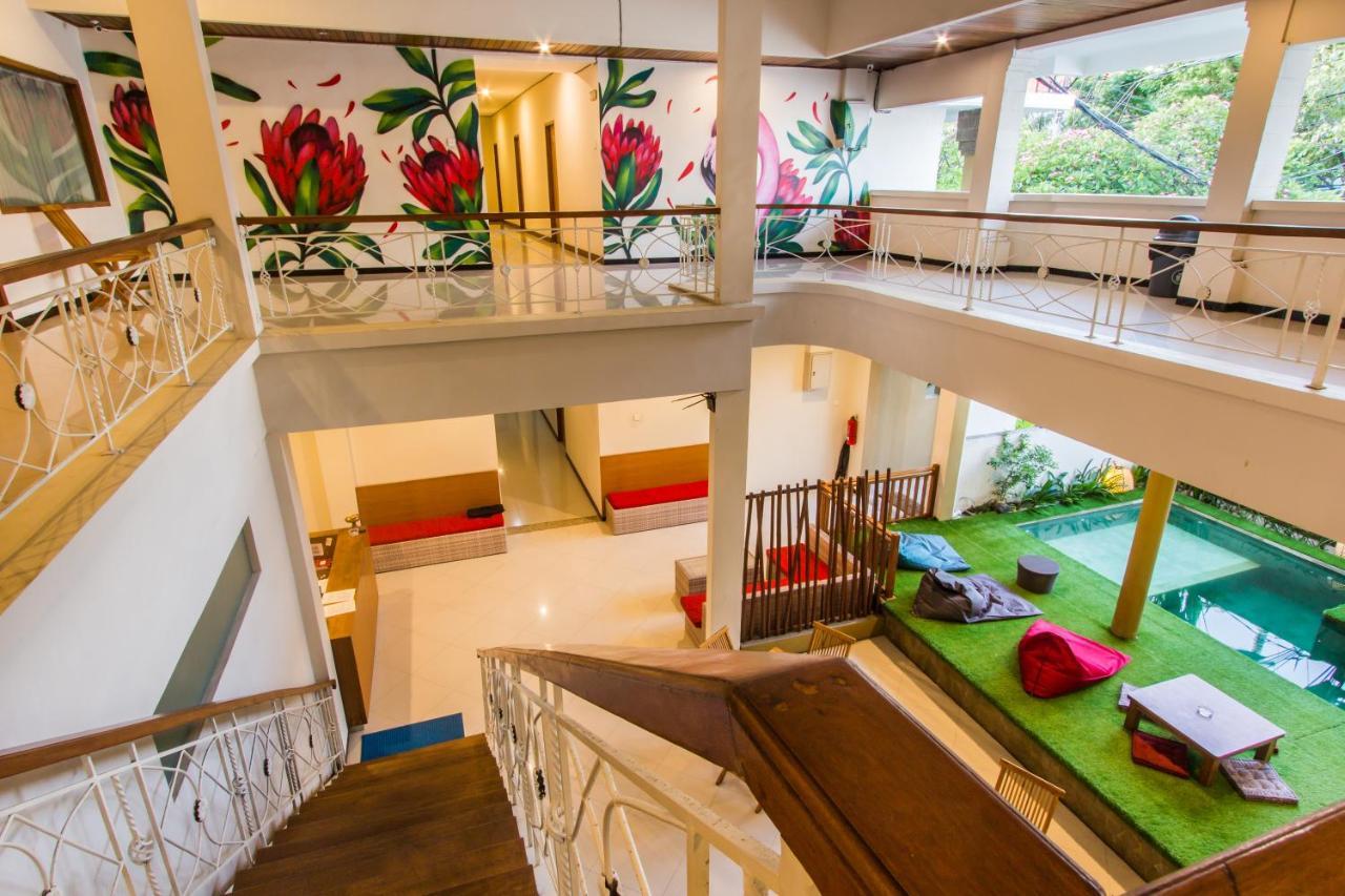 Kuta Suci Beach Hotel Exterior foto